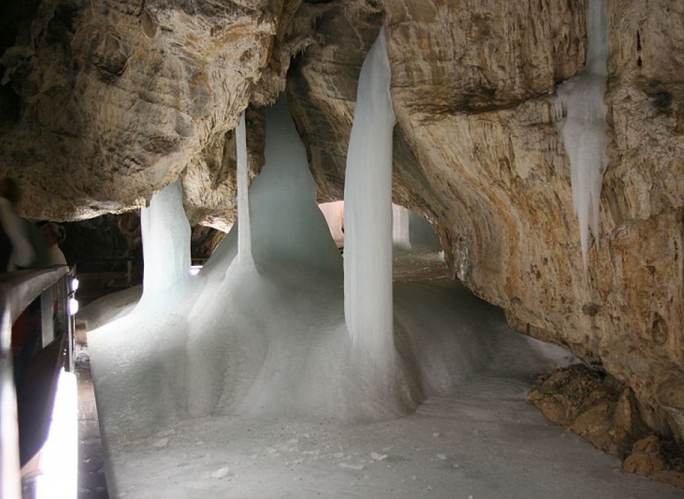 Demanovska dolina (cave) (Slovakia)